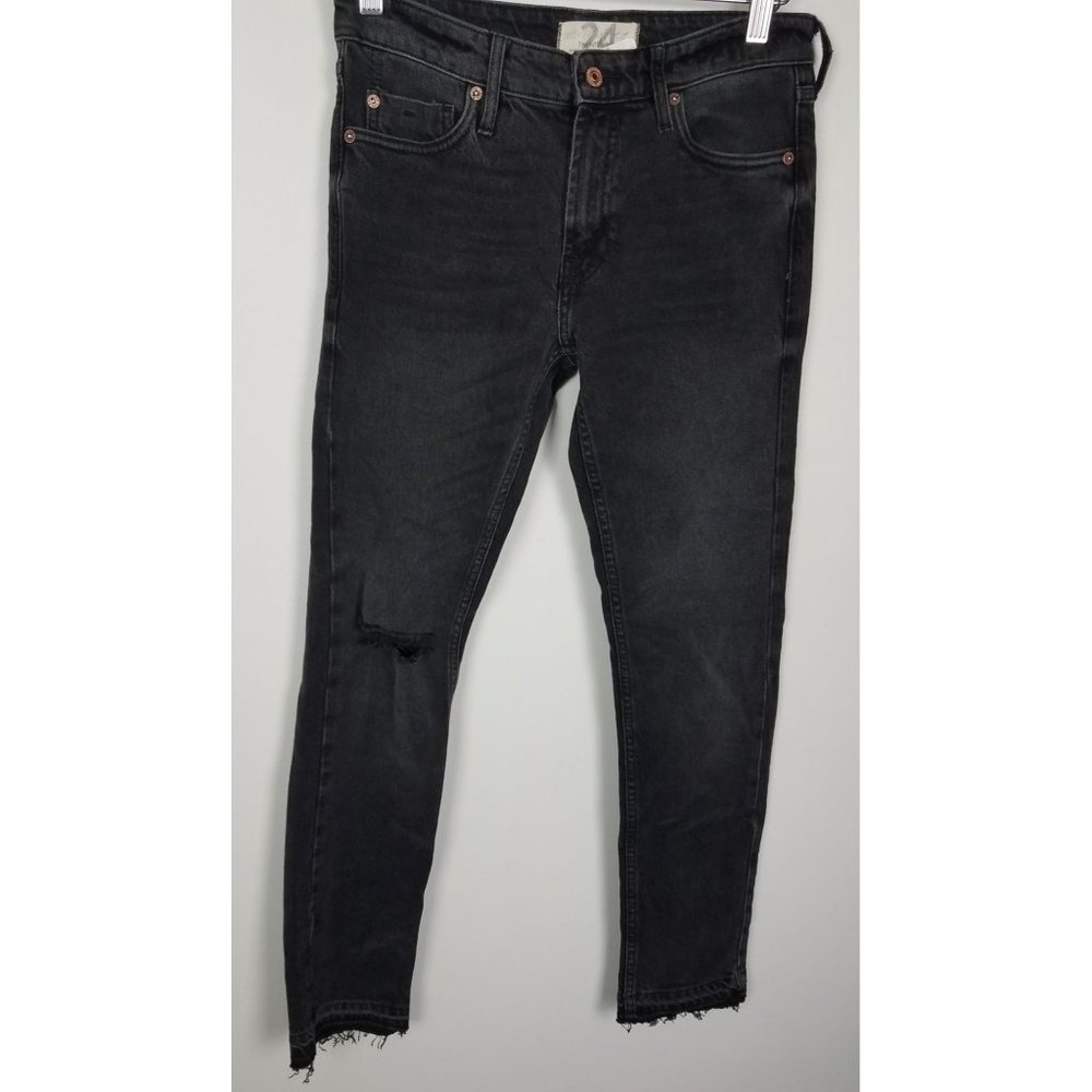 Free People We the Free Sz. 24 Slim Boyfriend Faded Black Ripped Jeans NWT - Picture 5 of 9